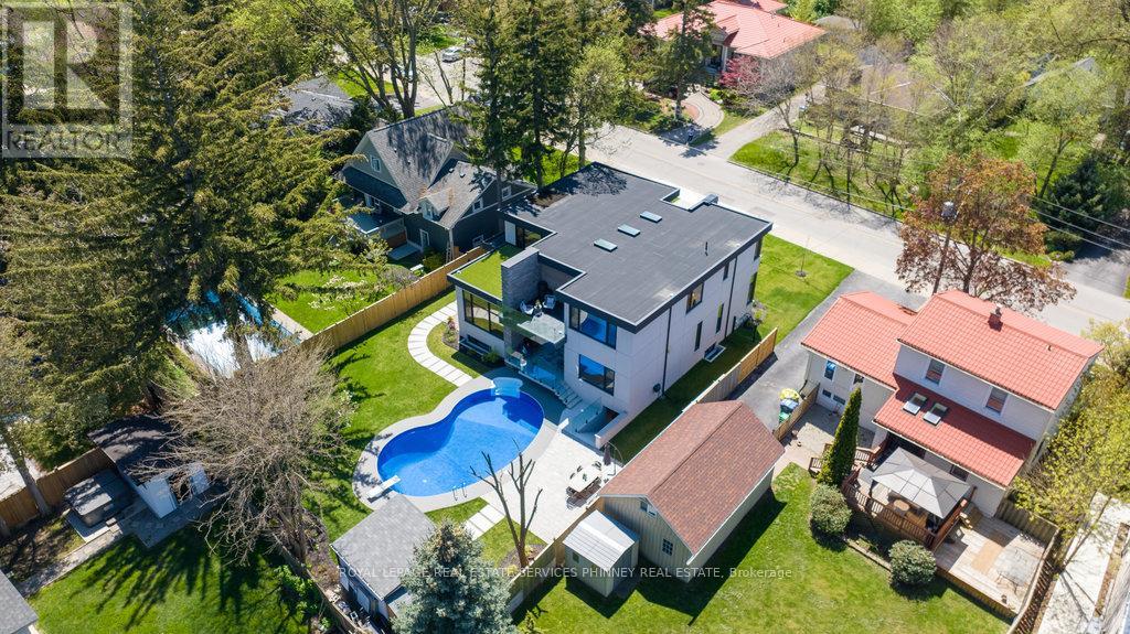 1617 Trotwood Avenue, Mississauga, Ontario  L5G 3Z8 - Photo 3 - W12856030