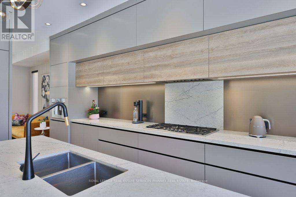 1617 Trotwood Avenue, Mississauga, Ontario  L5G 3Z8 - Photo 11 - W12856030