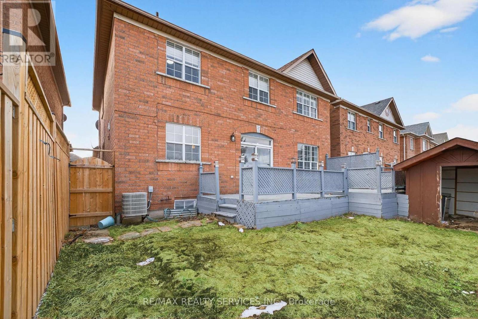 47 Upper Highlands Drive, Brampton, Ontario  L6Z 4V9 - Photo 50 - W12878564