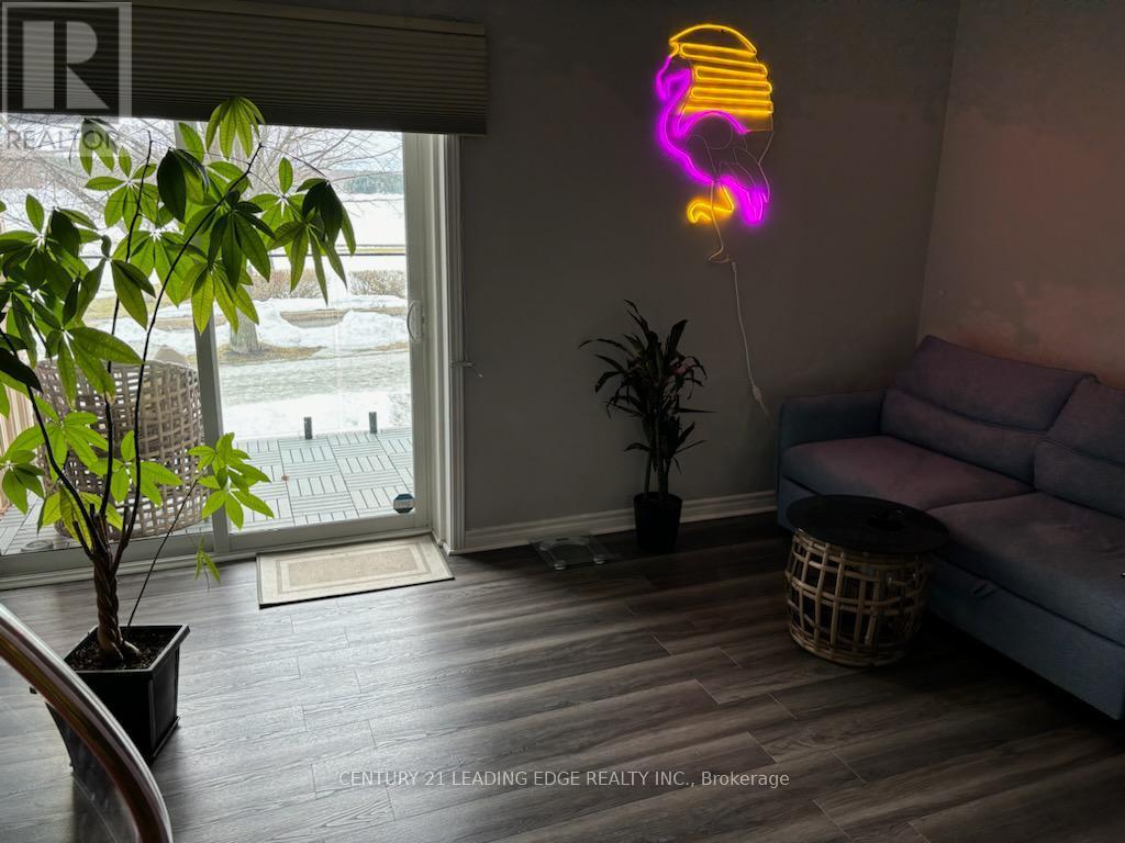 4 - 21 Prospect Street, Parry Sound, Ontario  P2A 2B5 - Photo 3 - X12873360