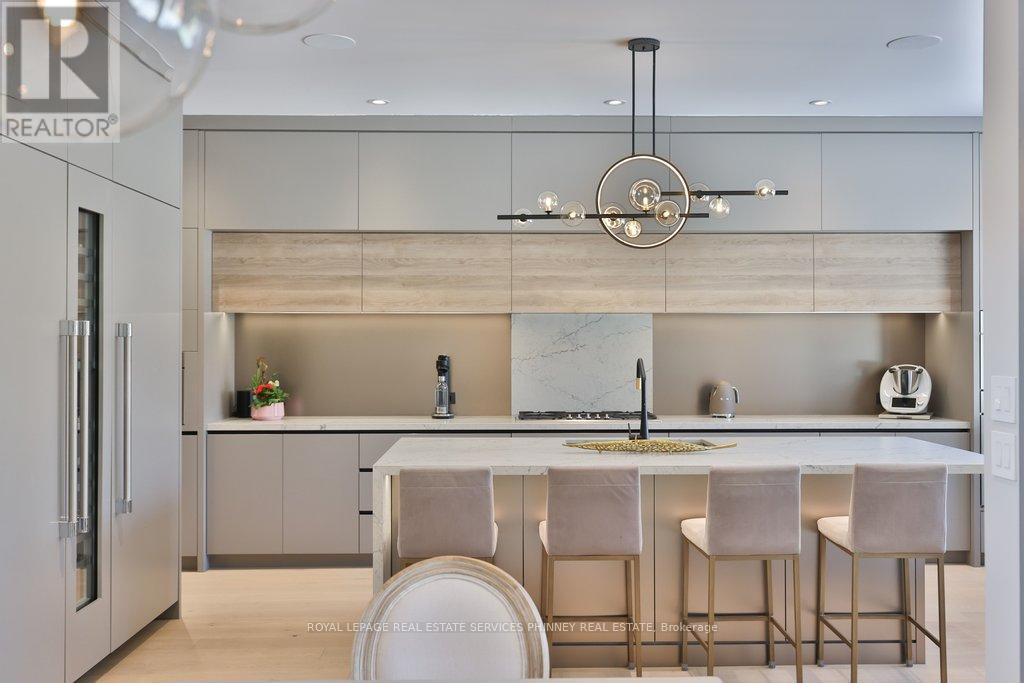 1617 Trotwood Avenue, Mississauga, Ontario  L5G 3Z8 - Photo 8 - W12856030