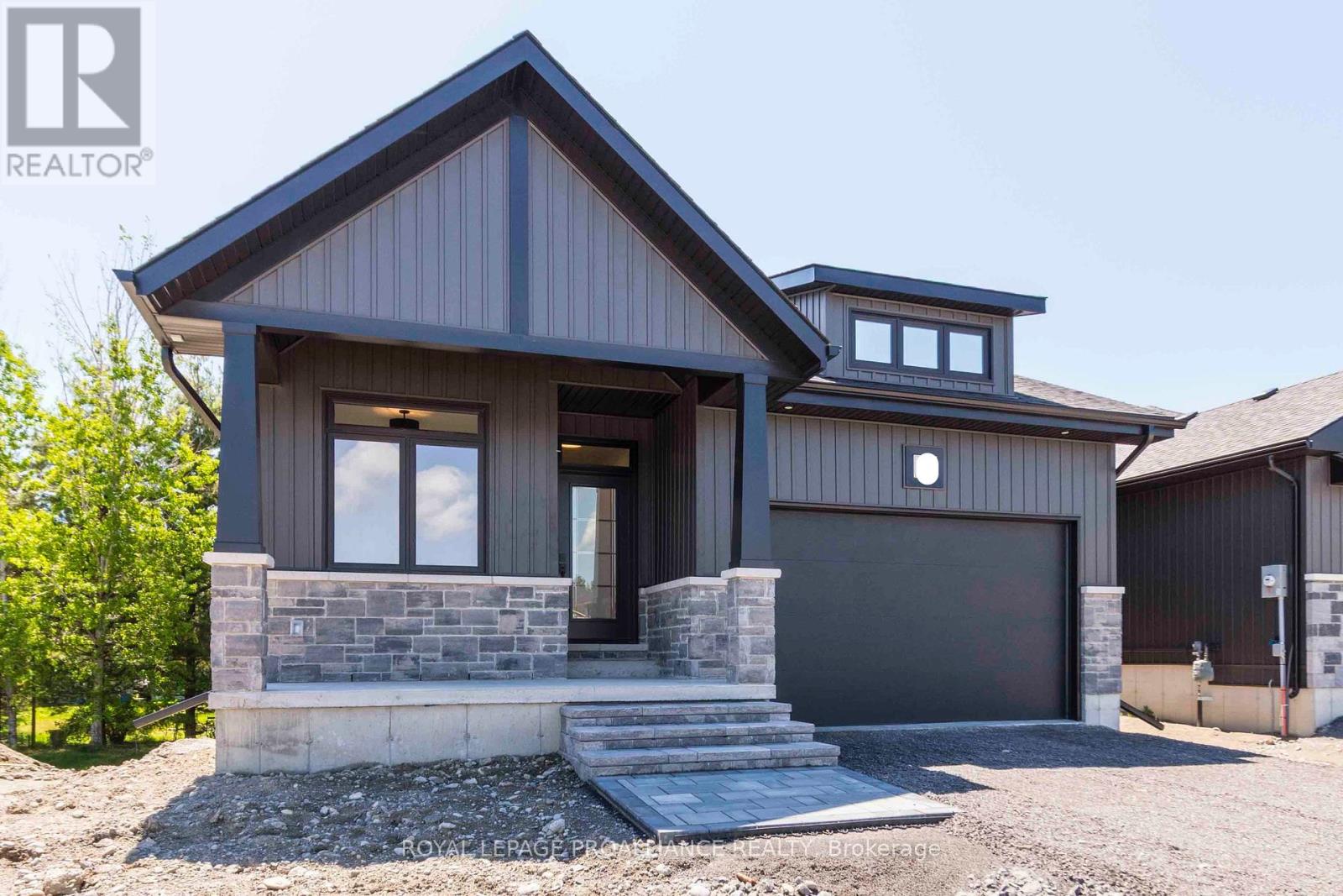 8 MACKENZIE JOHN CRESCENT, Brighton, Ontario