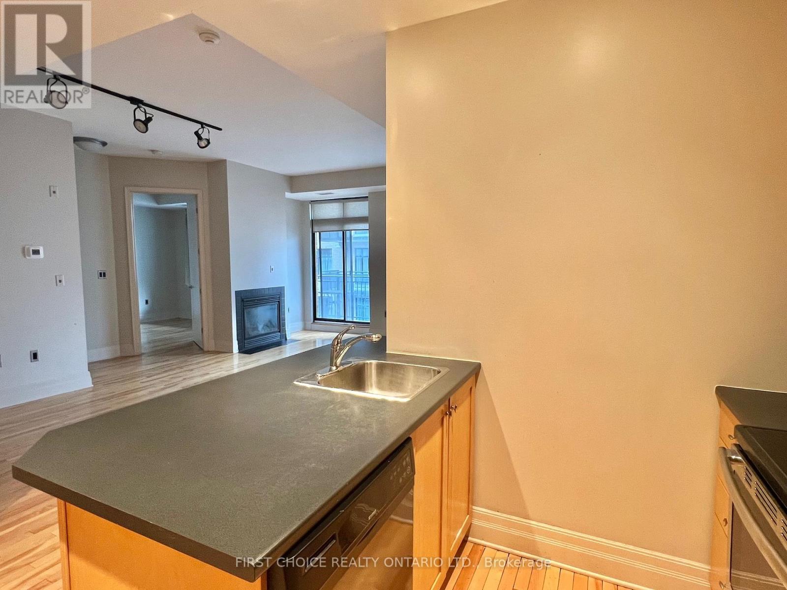 805 - 375 Lisgar Street, Ottawa, Ontario  K2P 0E3 - Photo 7 - X12873404