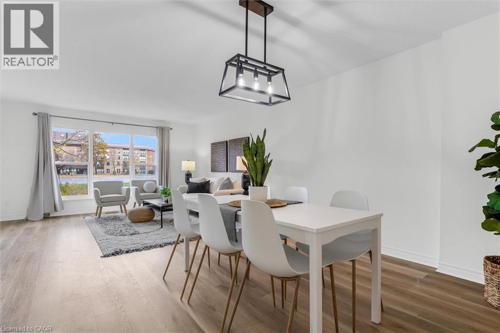 3096 Palmer Drive, Burlington, Ontario  L7M 1S9 - Photo 3 - 40789397