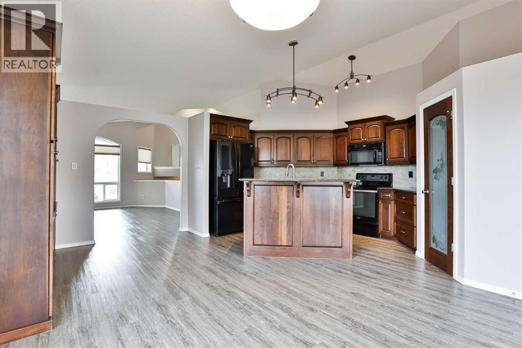 147 Heritage Circle W, Lethbridge, Alberta  T1K 7K5 - Photo 6 - A2290740