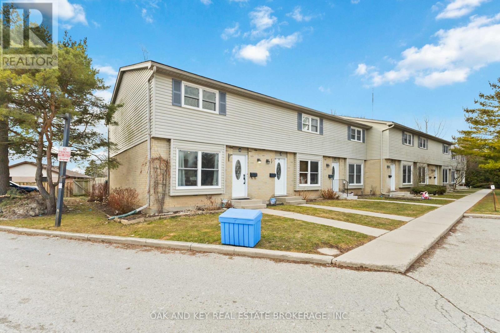 1 - 101 Highview Avenue E, London South, Ontario  N6C 5G4 - Photo 5 - X12880262