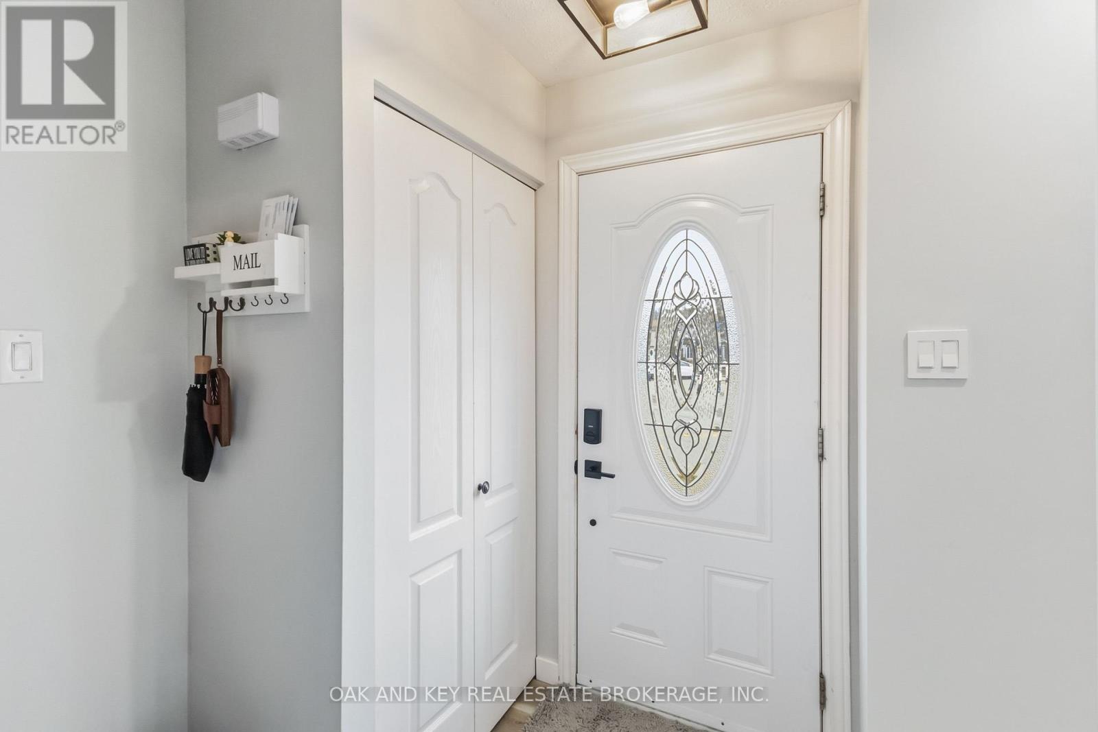 1 - 101 Highview Avenue E, London South, Ontario  N6C 5G4 - Photo 6 - X12880262