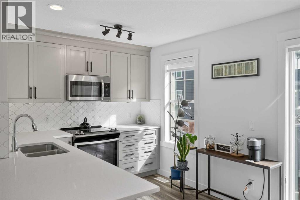 103 Cranbrook Walk Se, Calgary, Alberta  T3M 2V5 - Photo 11 - A2291415