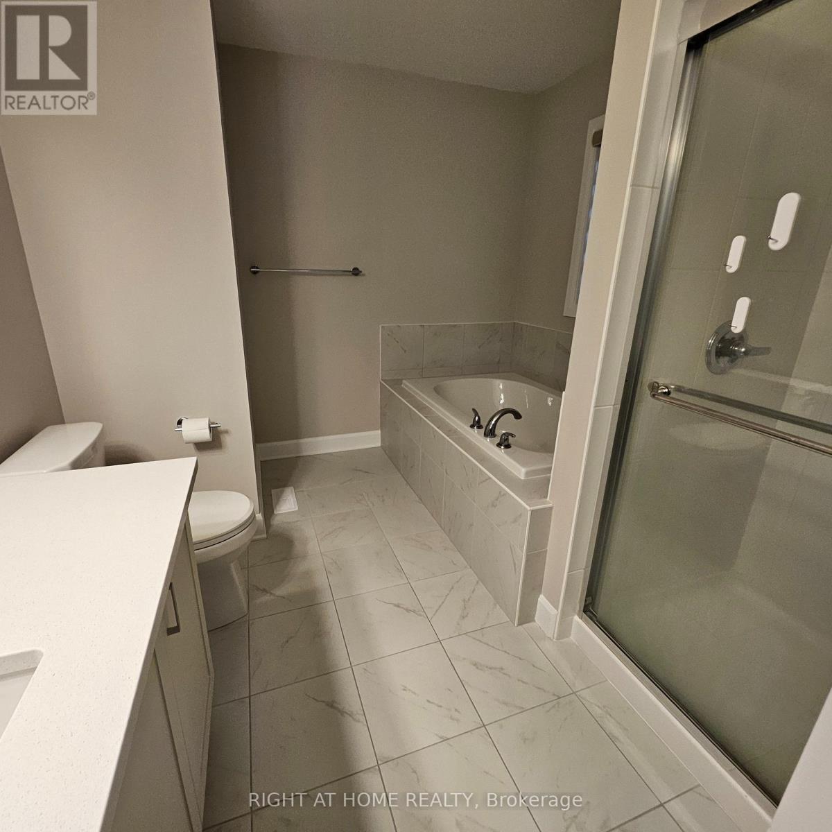 1528 Quarry Street, Russell, Ontario  K4R 0L6 - Photo 6 - X12880252