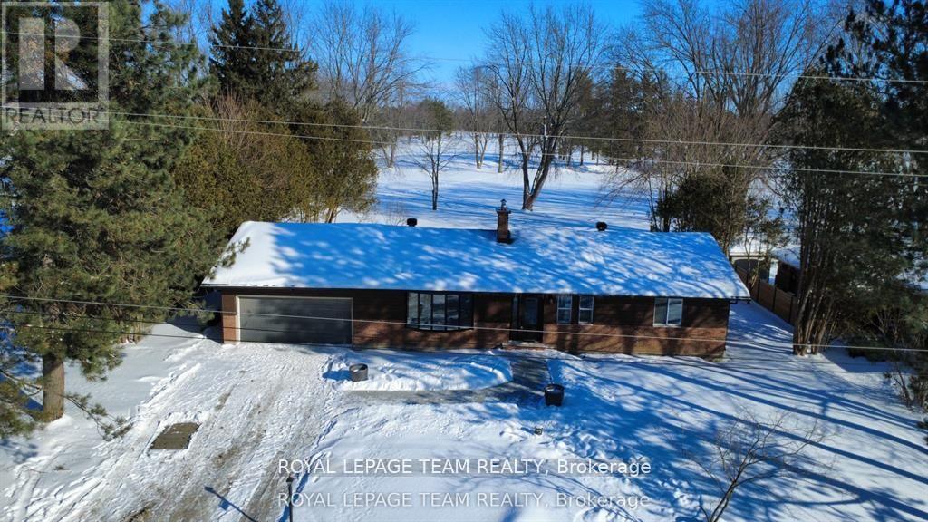 Manotick South to Roger Stevens House for sale:  4 bedroom 1,500 sq.ft. (Listed 2026-03-13)