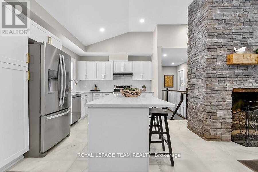 6636 Marina Drive, Ottawa, Ontario  K4M 1B3 - Photo 14 - X12880256