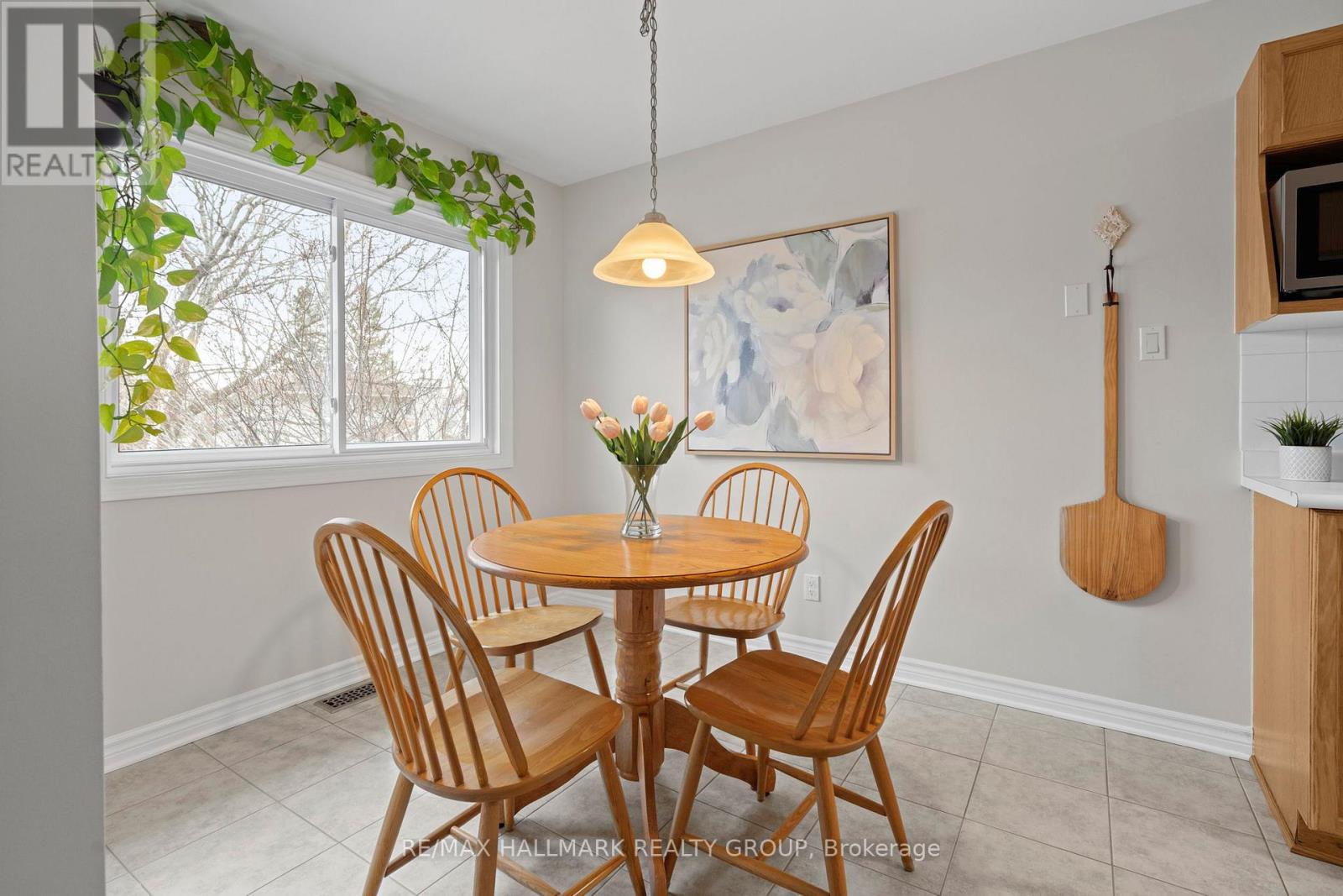 36 Cedarock Drive, Ottawa, Ontario  K2M 2H6 - Photo 10 - X12880308