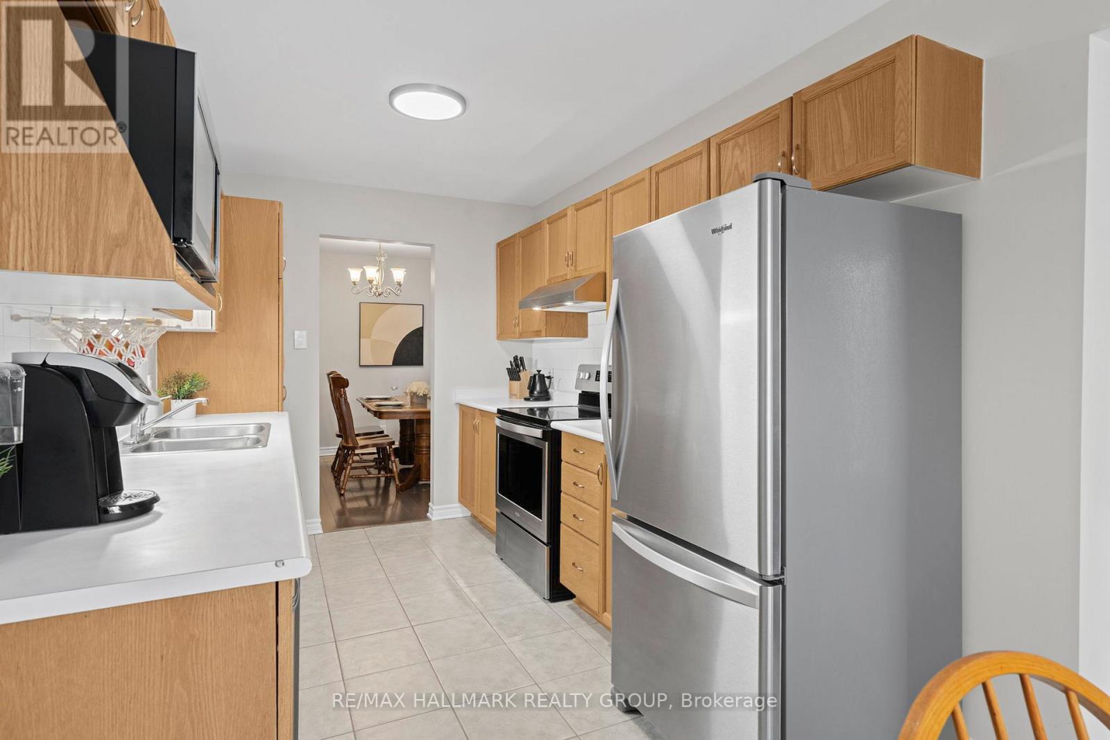 36 Cedarock Drive, Ottawa, Ontario  K2M 2H6 - Photo 12 - X12880308