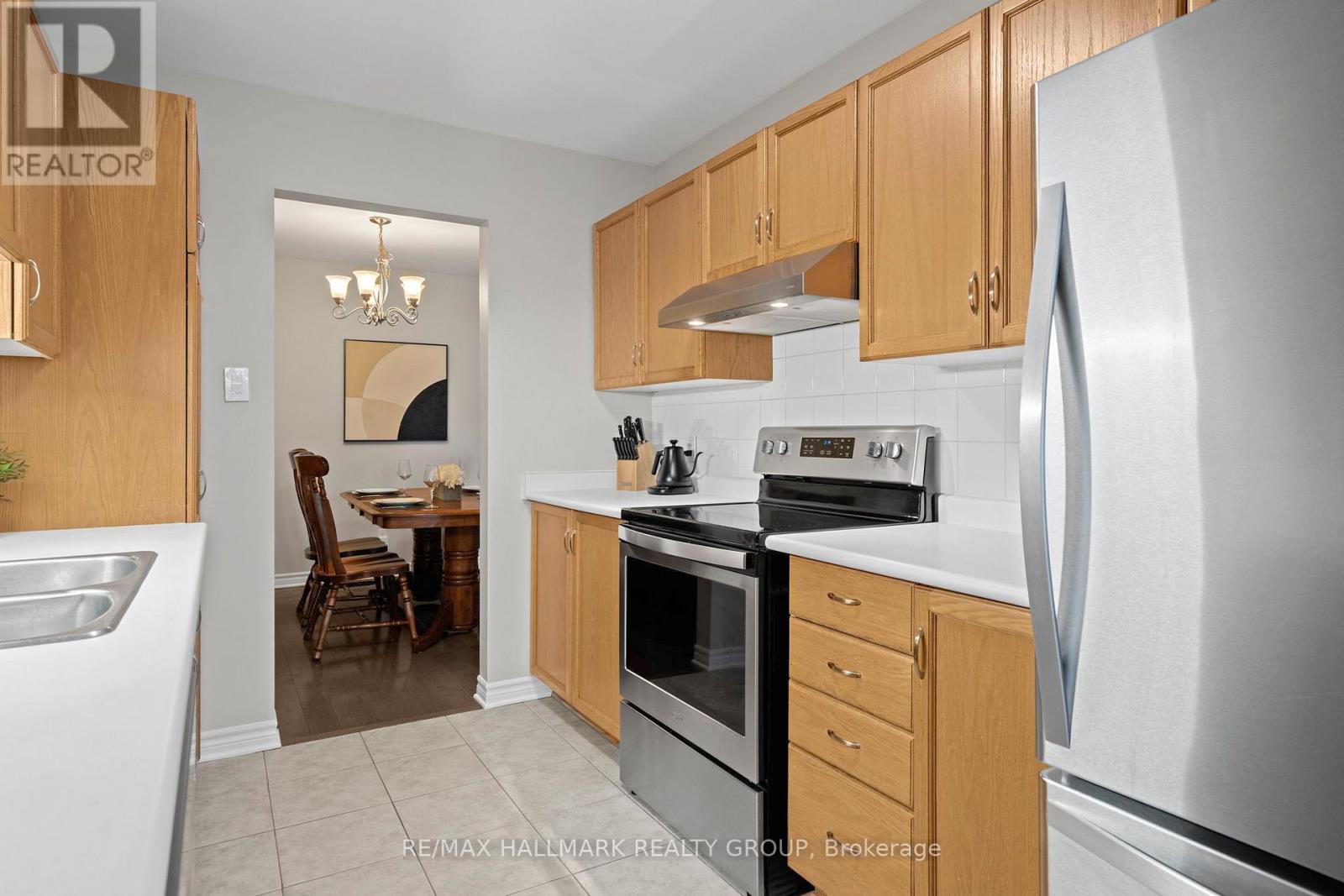 36 Cedarock Drive, Ottawa, Ontario  K2M 2H6 - Photo 13 - X12880308