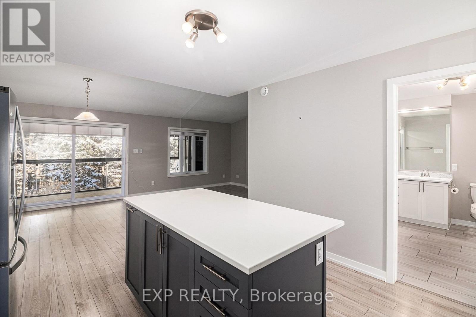 410 - 99 St Moritz Trail, Russell, Ontario  K0A 1W0 - Photo 15 - X12880330