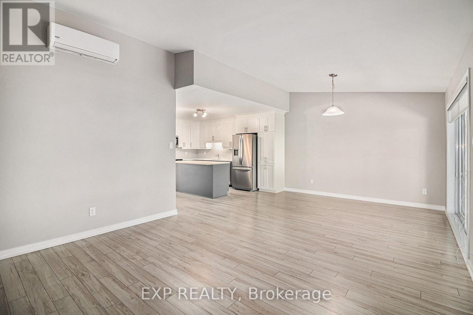 410 - 99 St Moritz Trail, Russell, Ontario  K0A 1W0 - Photo 4 - X12880330