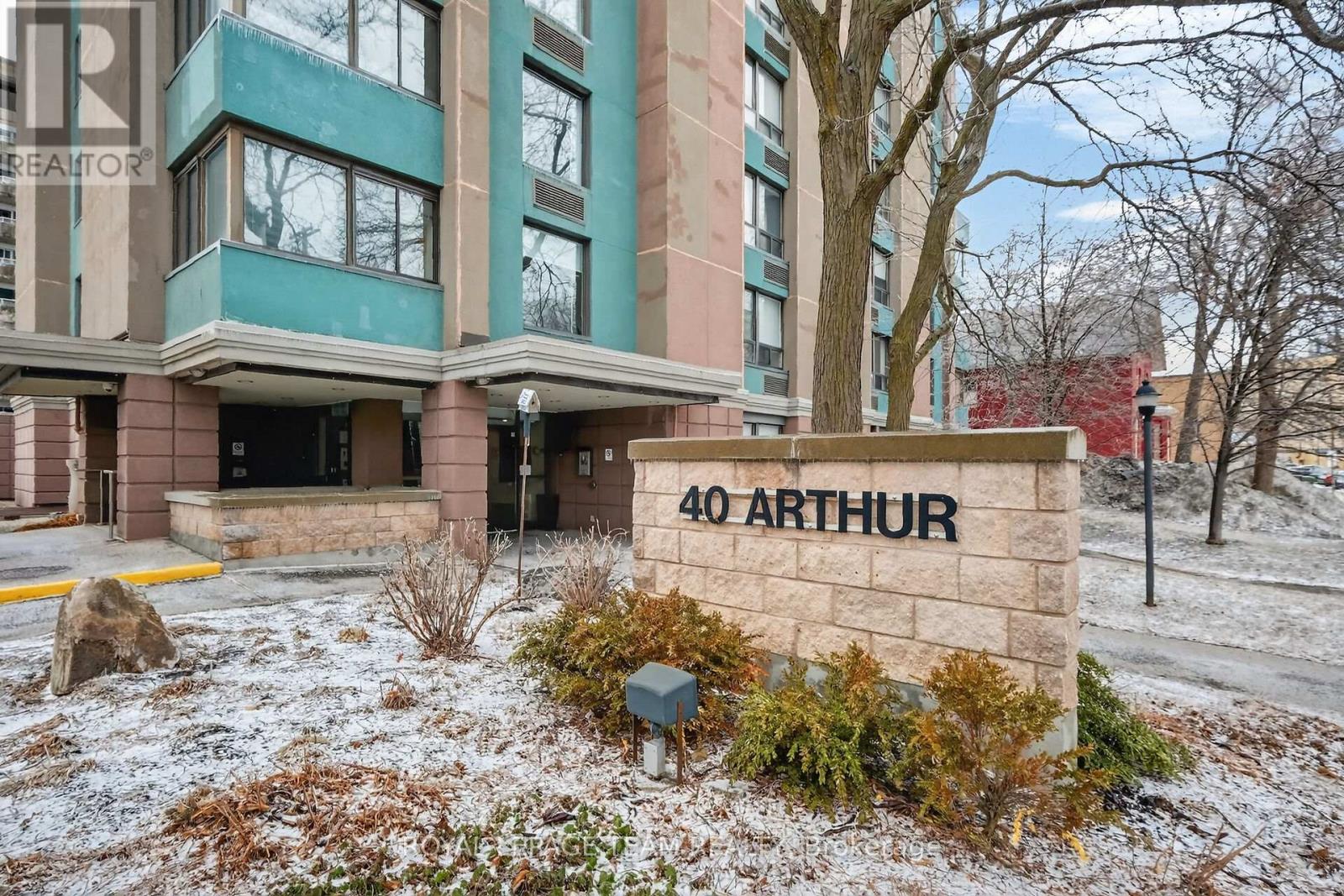 601 - 40 Arthur Street, Ottawa, Ontario  K1R 7T5 - Photo 2 - X12880378
