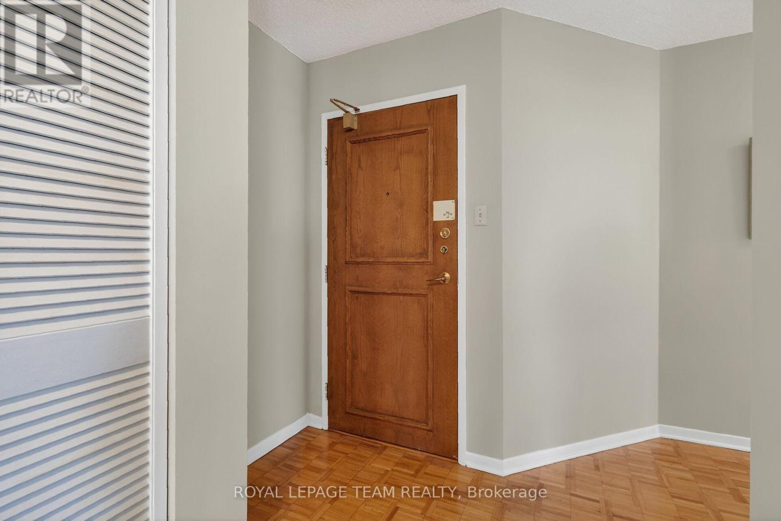 601 - 40 Arthur Street, Ottawa, Ontario  K1R 7T5 - Photo 6 - X12880378