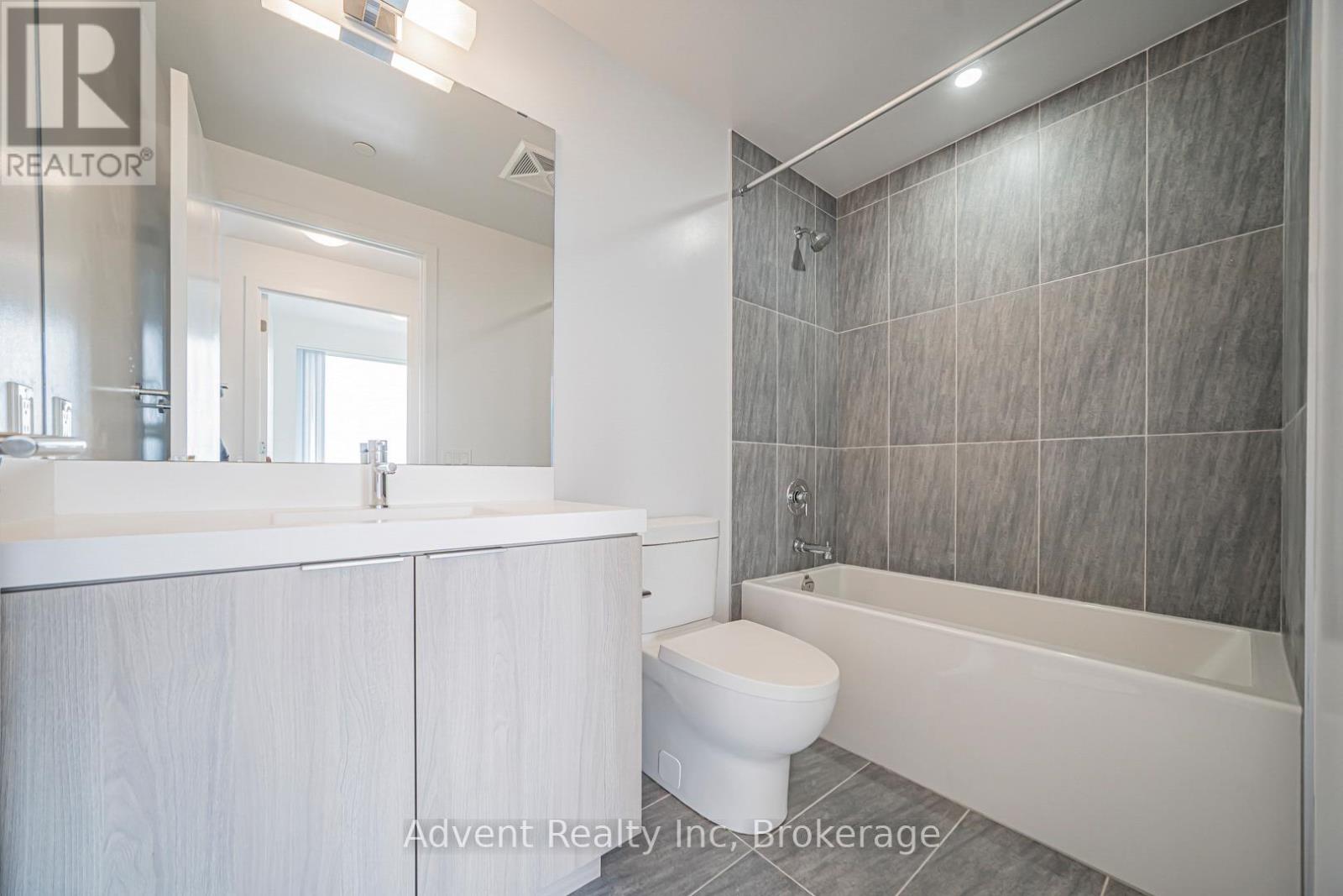 2225 - 5858 Yonge Street, Toronto (Newtonbrook West), Ontario  M2M 0C6 - Photo 18 - C12880186