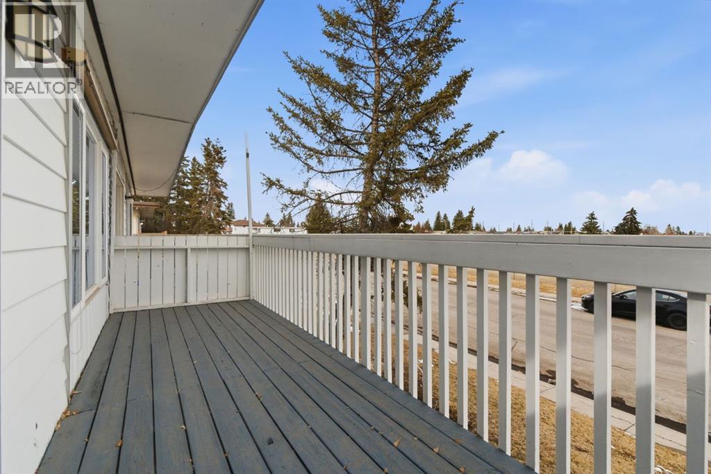 6605 Huntridge Hill Ne, Calgary, Alberta  T2K 4A1 - Photo 33 - A2292144