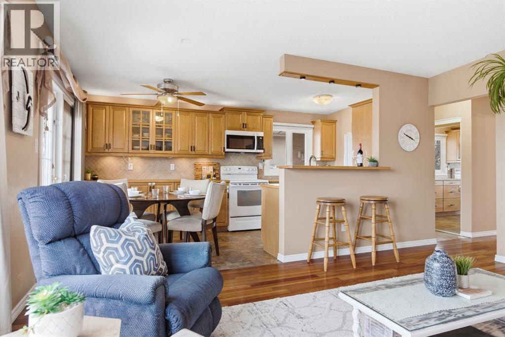 6605 Huntridge Hill Ne, Calgary, Alberta  T2K 4A1 - Photo 18 - A2292144