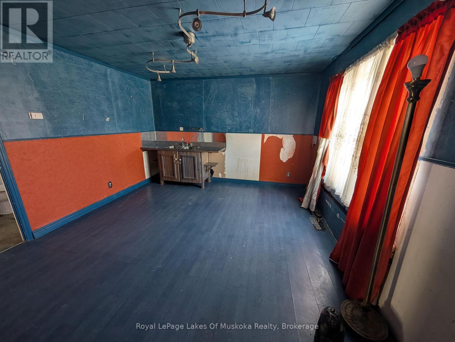 544 Mcintyre Street E, North Bay, Ontario  P1B 1E3 - Photo 3 - X12880272