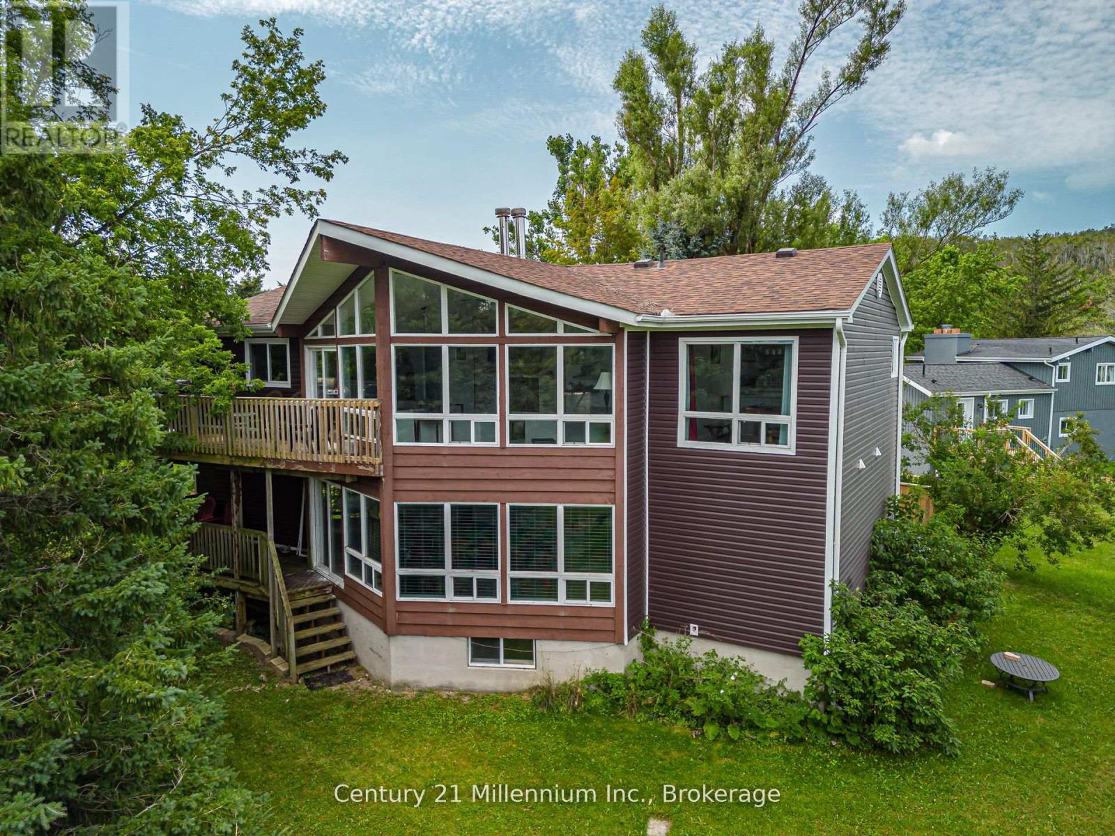 127 SCANDIA LANE, Blue Mountains, Ontario