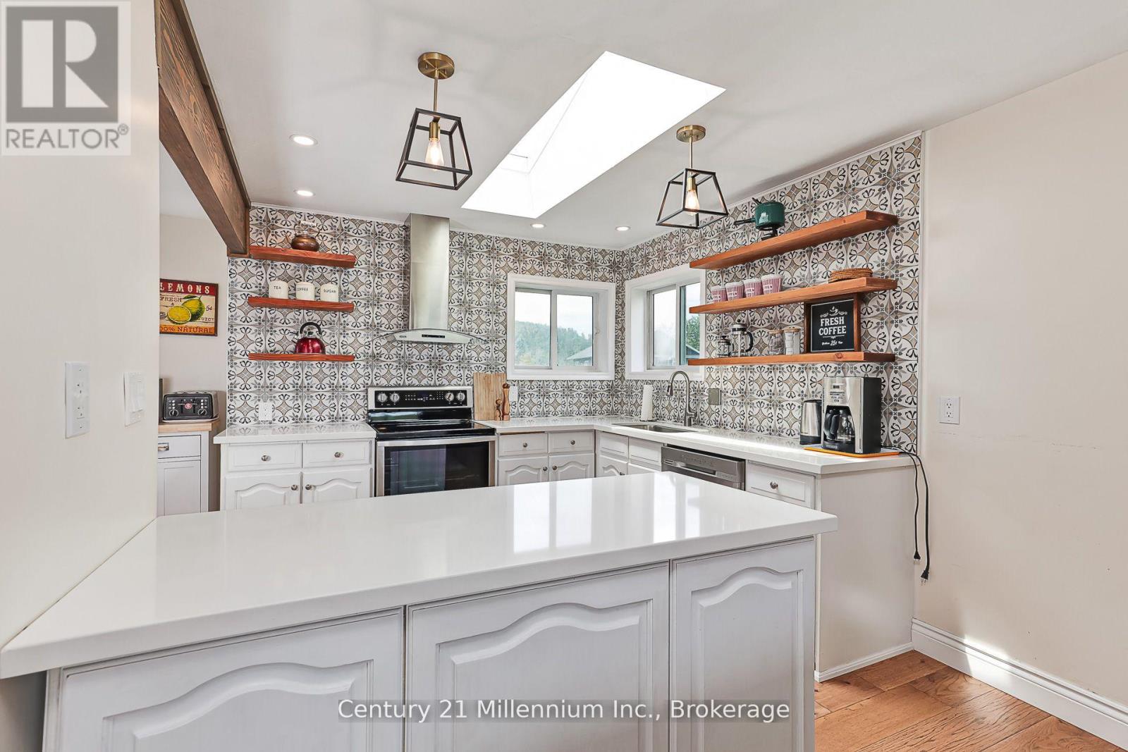 127 Scandia Lane, Blue Mountains, Ontario  N0H 2E0 - Photo 26 - X12880352