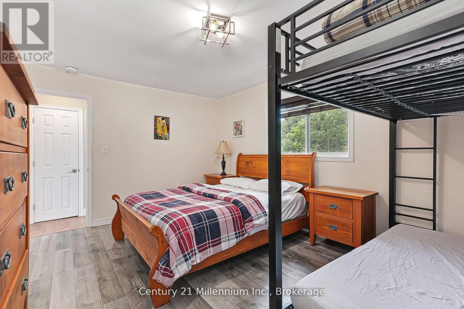 127 Scandia Lane, Blue Mountains, Ontario  N0H 2E0 - Photo 30 - X12880352