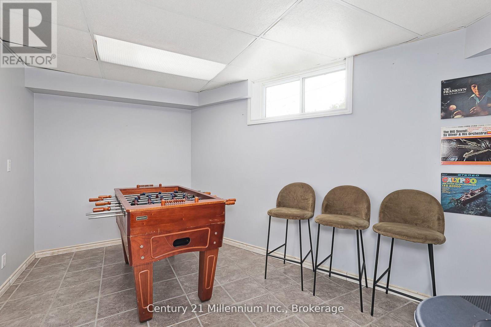 127 Scandia Lane, Blue Mountains, Ontario  N0H 2E0 - Photo 35 - X12880352