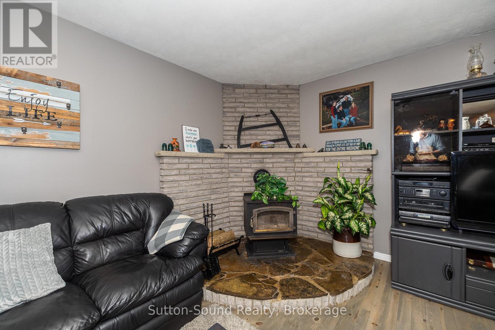 27 Whiskey Harbour Road, Northern Bruce Peninsula, Ontario  N0H 1X0 - Photo 15 - X12880380