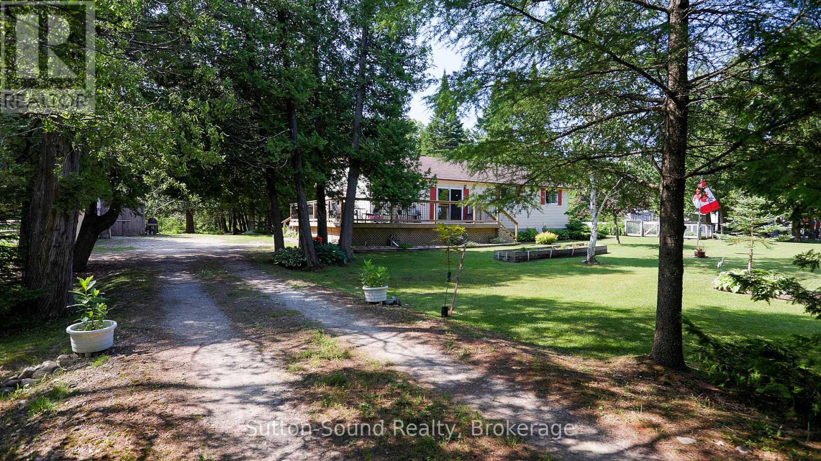 27 Whiskey Harbour Road, Northern Bruce Peninsula, Ontario  N0H 1X0 - Photo 4 - X12880380