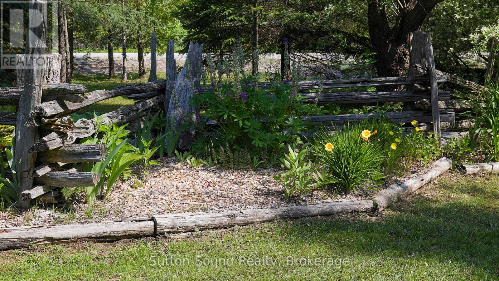 27 Whiskey Harbour Road, Northern Bruce Peninsula, Ontario  N0H 1X0 - Photo 42 - X12880380