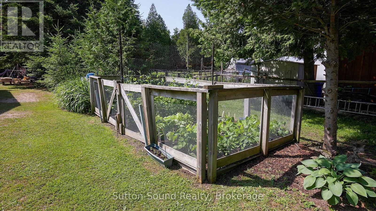 27 Whiskey Harbour Road, Northern Bruce Peninsula, Ontario  N0H 1X0 - Photo 43 - X12880380