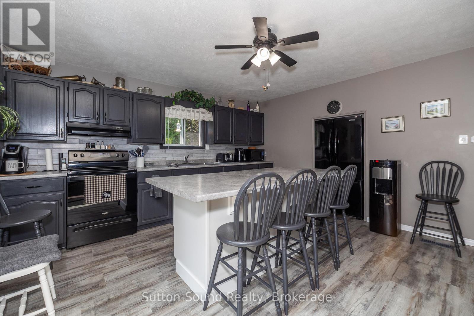 27 Whiskey Harbour Road, Northern Bruce Peninsula, Ontario  N0H 1X0 - Photo 9 - X12880380