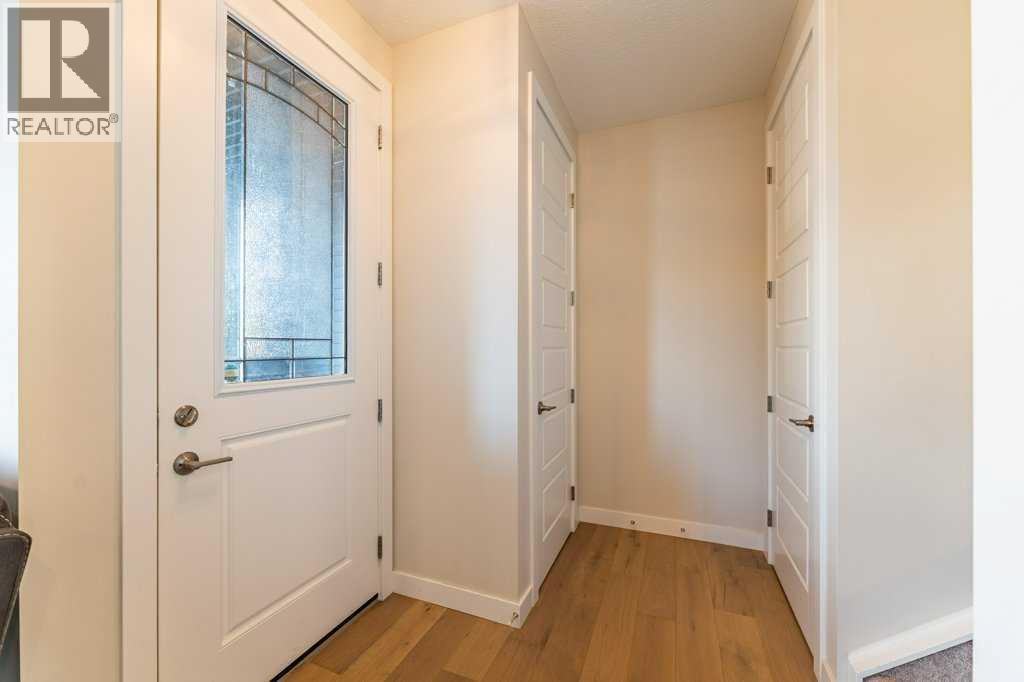 153 Waterford Boulevard, Chestermere, Alberta  T1X 2M9 - Photo 2 - A2293145