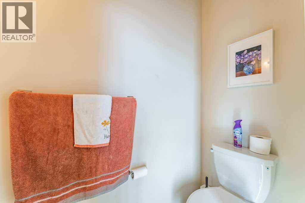 153 Waterford Boulevard, Chestermere, Alberta  T1X 2M9 - Photo 18 - A2293145