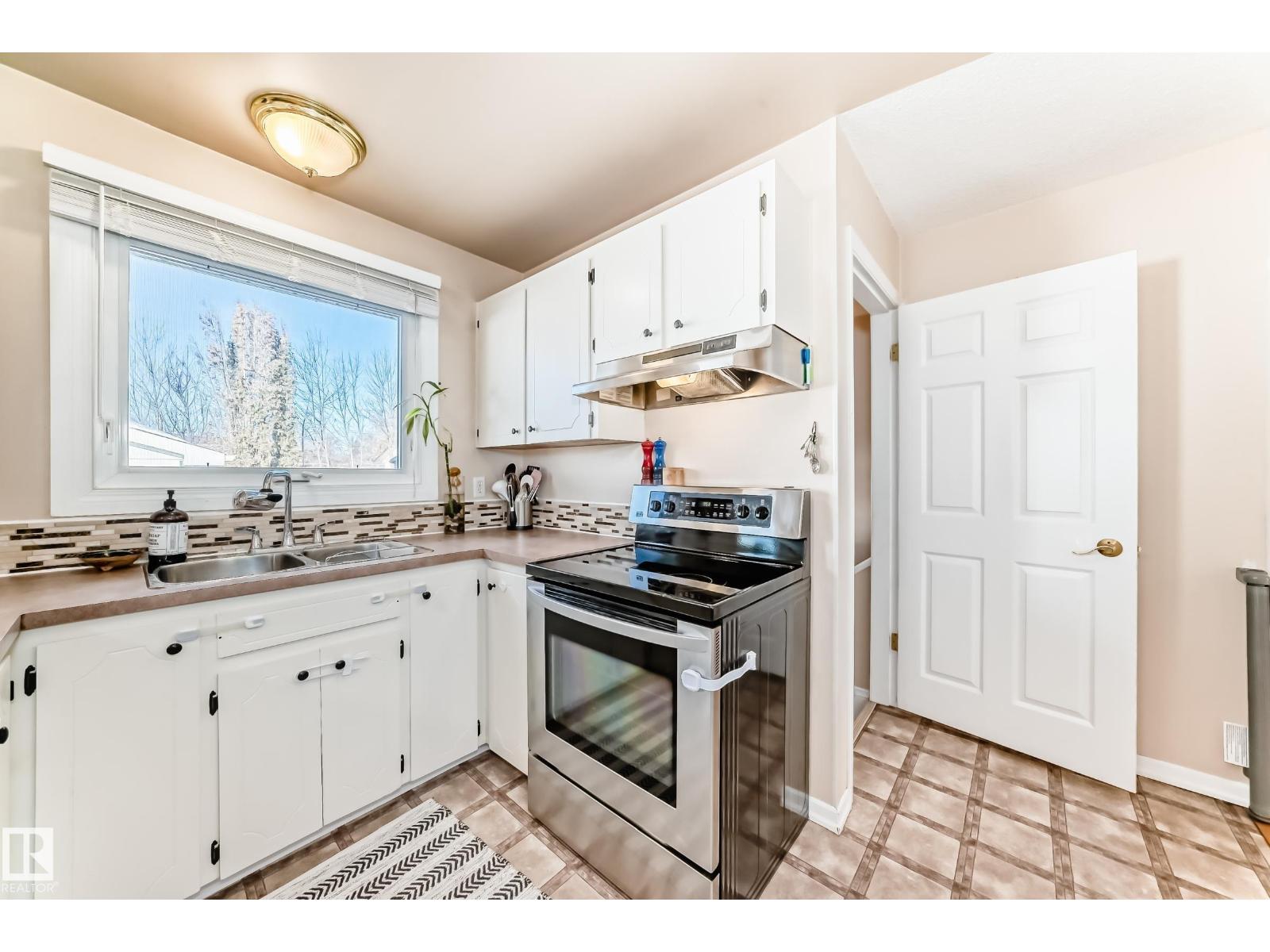 15012 59a St Nw, Edmonton, Alberta  T5A 1Z2 - Photo 11 - E4477318