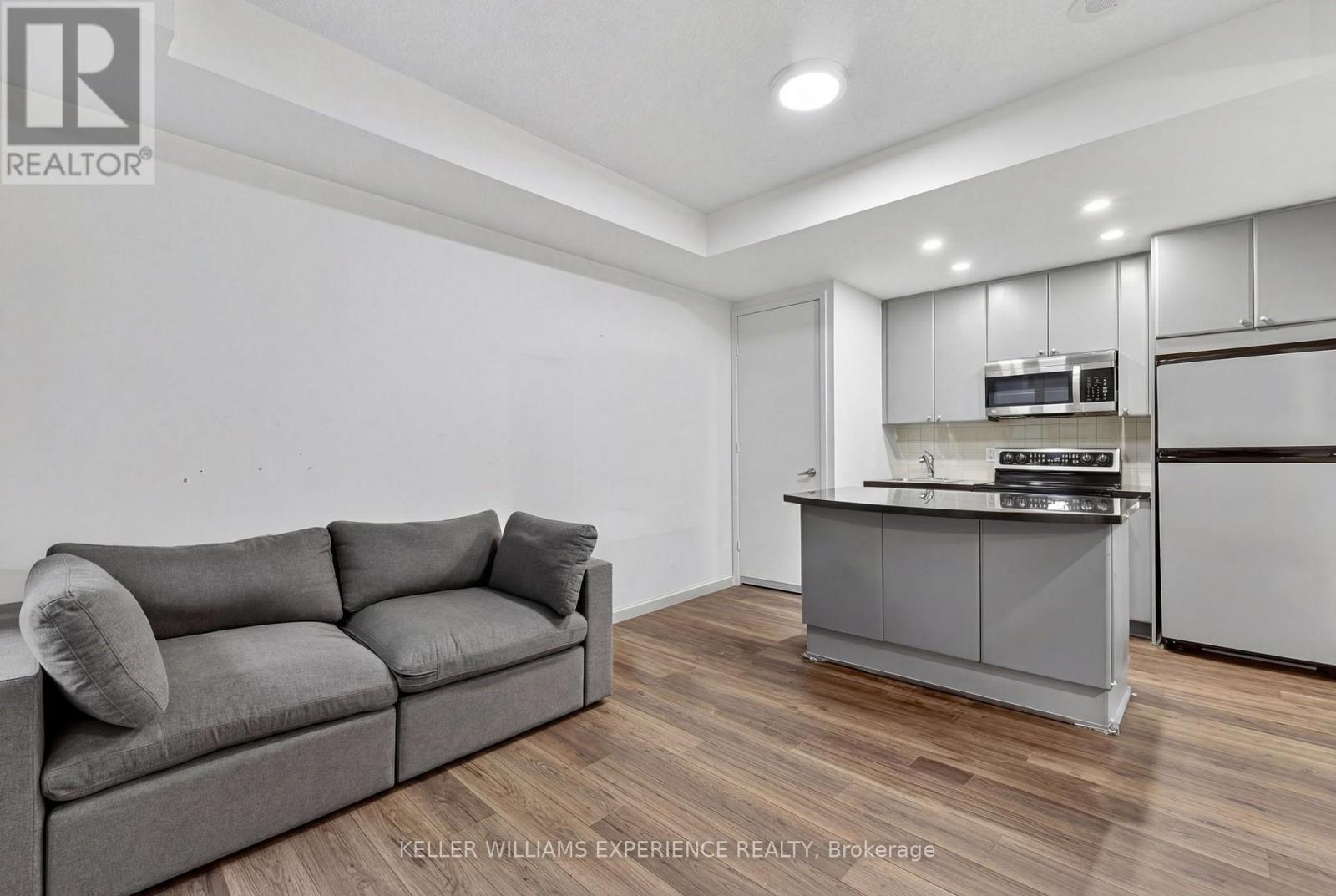 1406 - 85 Bloor Street E, Toronto, Ontario  M4W 3Y1 - Photo 14 - C12880266