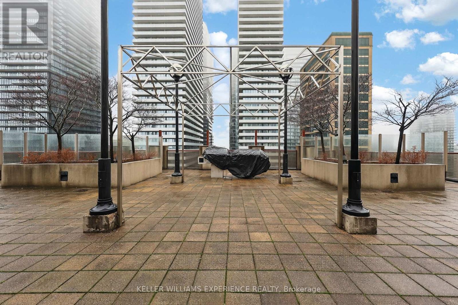 1406 - 85 Bloor Street E, Toronto, Ontario  M4W 3Y1 - Photo 21 - C12880266