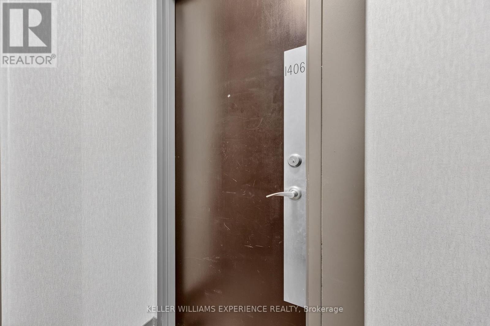 1406 - 85 Bloor Street E, Toronto, Ontario  M4W 3Y1 - Photo 3 - C12880266