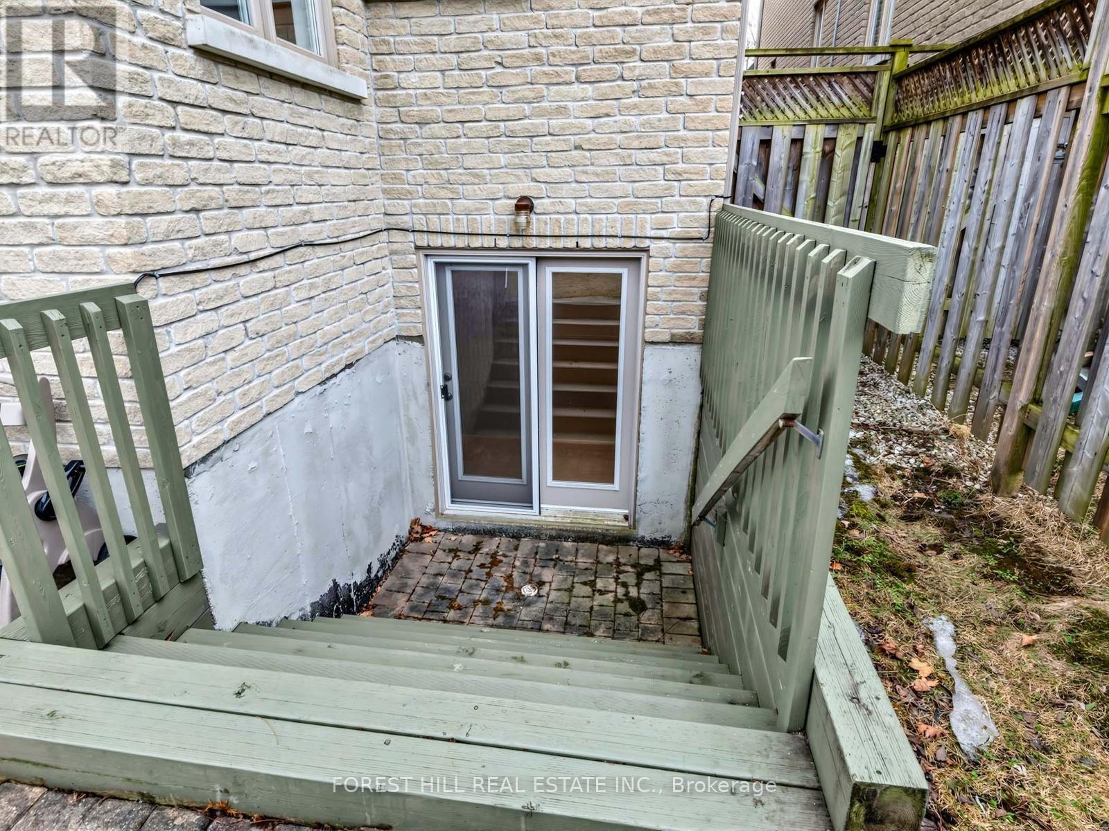 342 Byng Avenue, Toronto, Ontario  M2N 4L5 - Photo 32 - C12880270