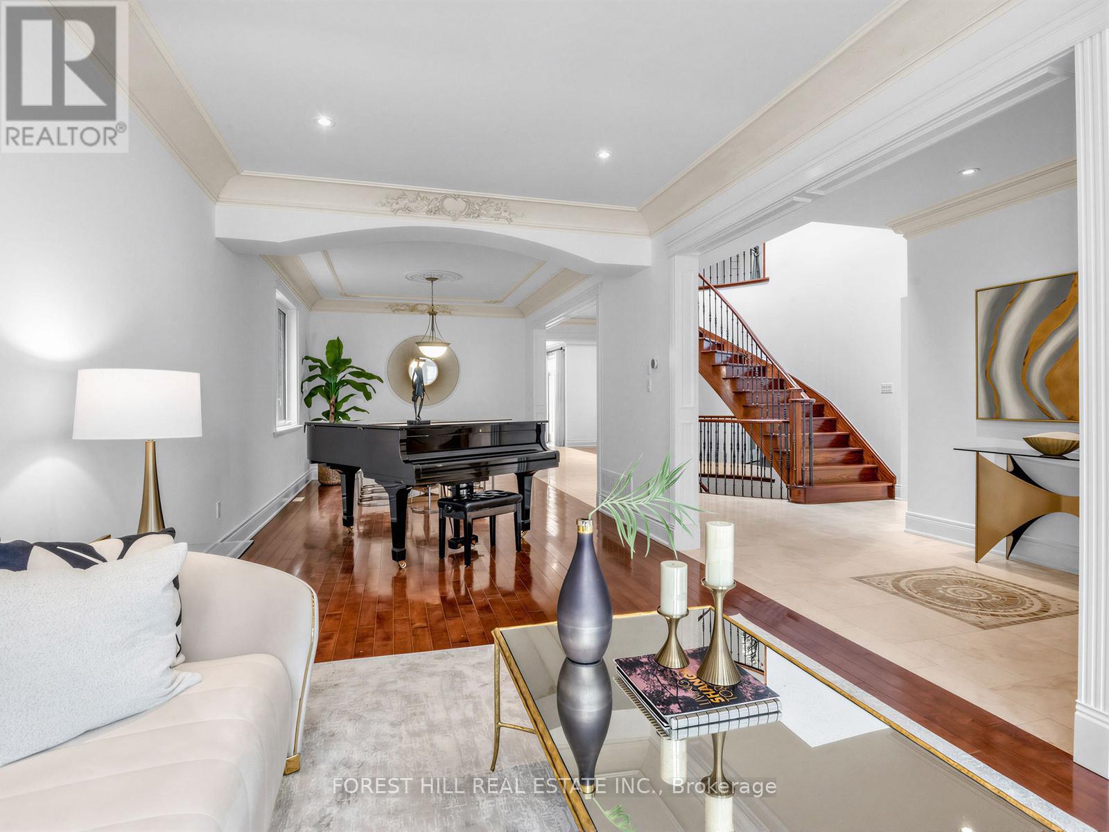 342 Byng Avenue, Toronto, Ontario  M2N 4L5 - Photo 5 - C12880270