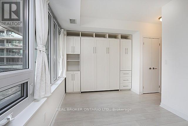 208 - 55 East Liberty Street, Toronto (Waterfront Communities), Ontario  M6K 3P9 - Photo 19 - C12880280