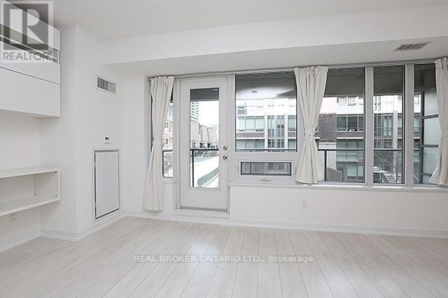 208 - 55 East Liberty Street, Toronto (Waterfront Communities), Ontario  M6K 3P9 - Photo 21 - C12880280