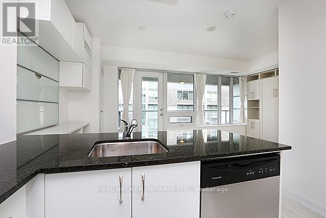 208 - 55 East Liberty Street, Toronto (Waterfront Communities), Ontario  M6K 3P9 - Photo 5 - C12880280