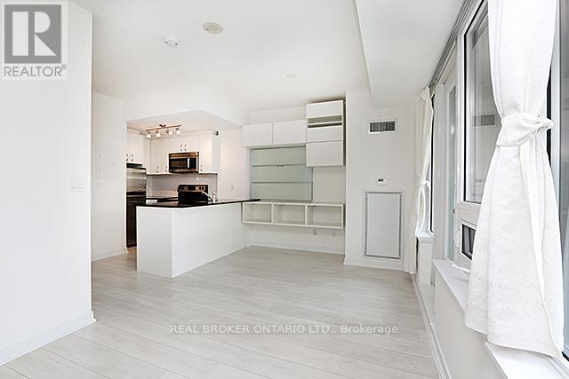 208 - 55 East Liberty Street, Toronto (Waterfront Communities), Ontario  M6K 3P9 - Photo 7 - C12880280