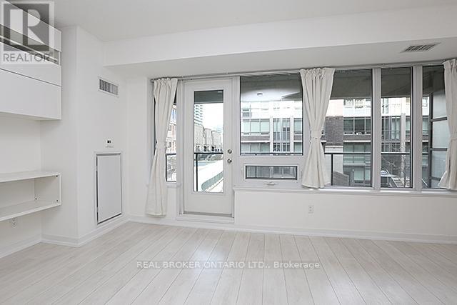 208 - 55 East Liberty Street, Toronto (Waterfront Communities), Ontario  M6K 3P9 - Photo 9 - C12880280