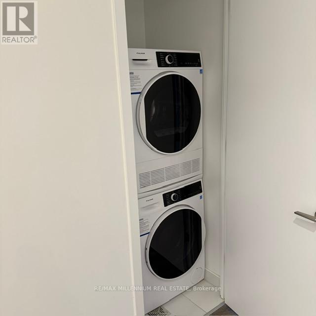 703 - 180 Front Street E, Toronto, Ontario  M5A 0A9 - Photo 7 - C12880328