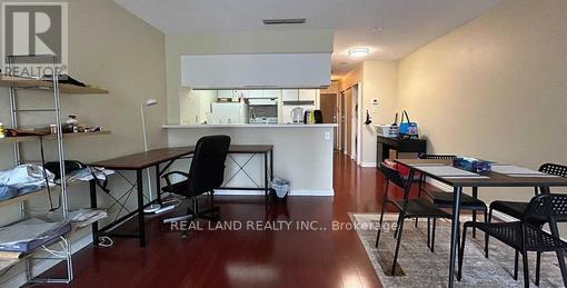 2613 - 1001 Bay Street, Toronto (Bay Street Corridor), Ontario  M5S 3A6 - Photo 6 - C12880358